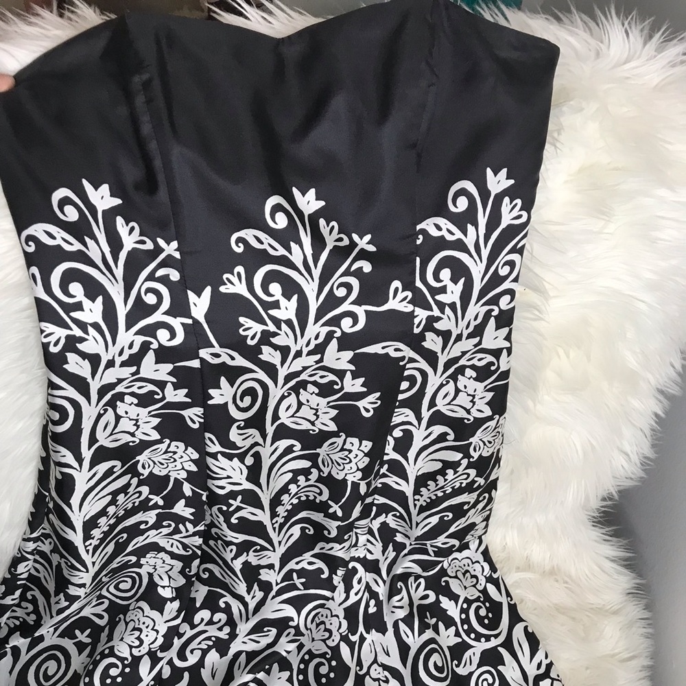 White House Black Market Mini Cocktail Dress